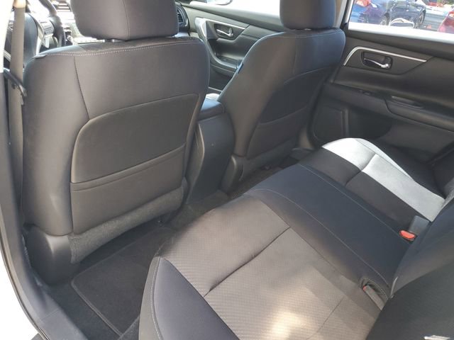 Used 2017 Nissan Altima 2.5 SR w/ Interior Lighting Package image 29