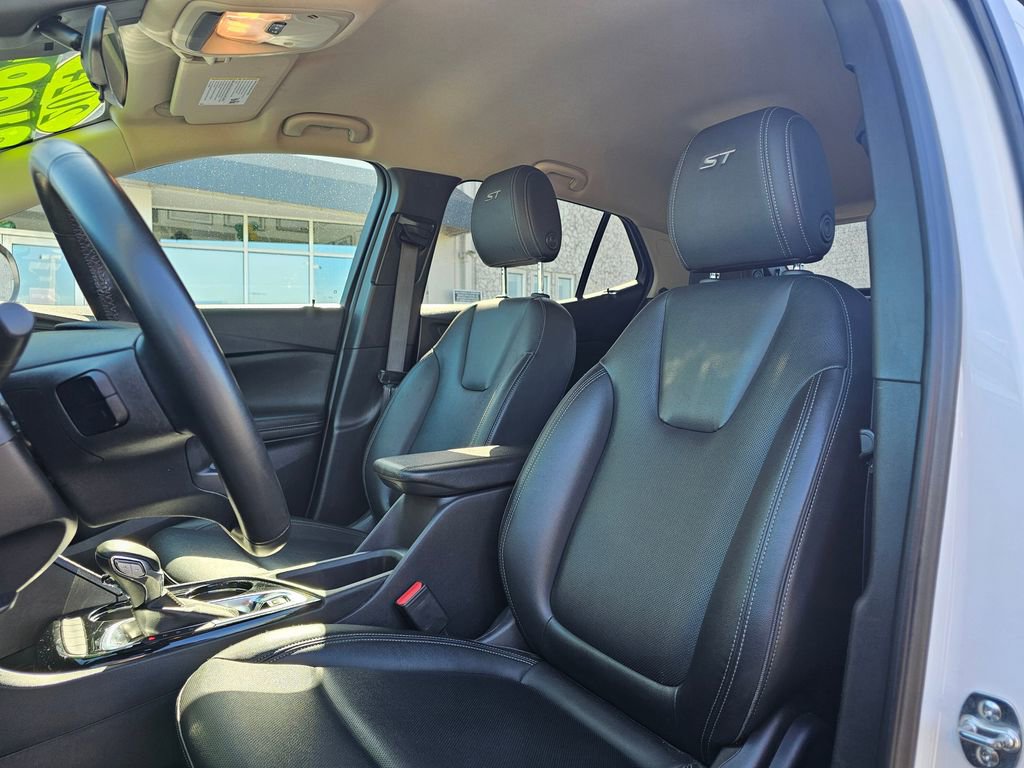Used 2024 Buick Encore GX Sport Touring AWD/4WD image 18