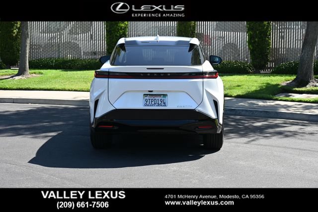 Certified 2025 Lexus RZ 300e w/ Accessory Package (Z1) FWD image 5