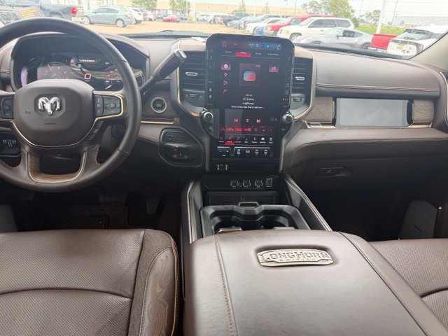 Used 2026 RAM 2500 Limited AWD/4WD image 10