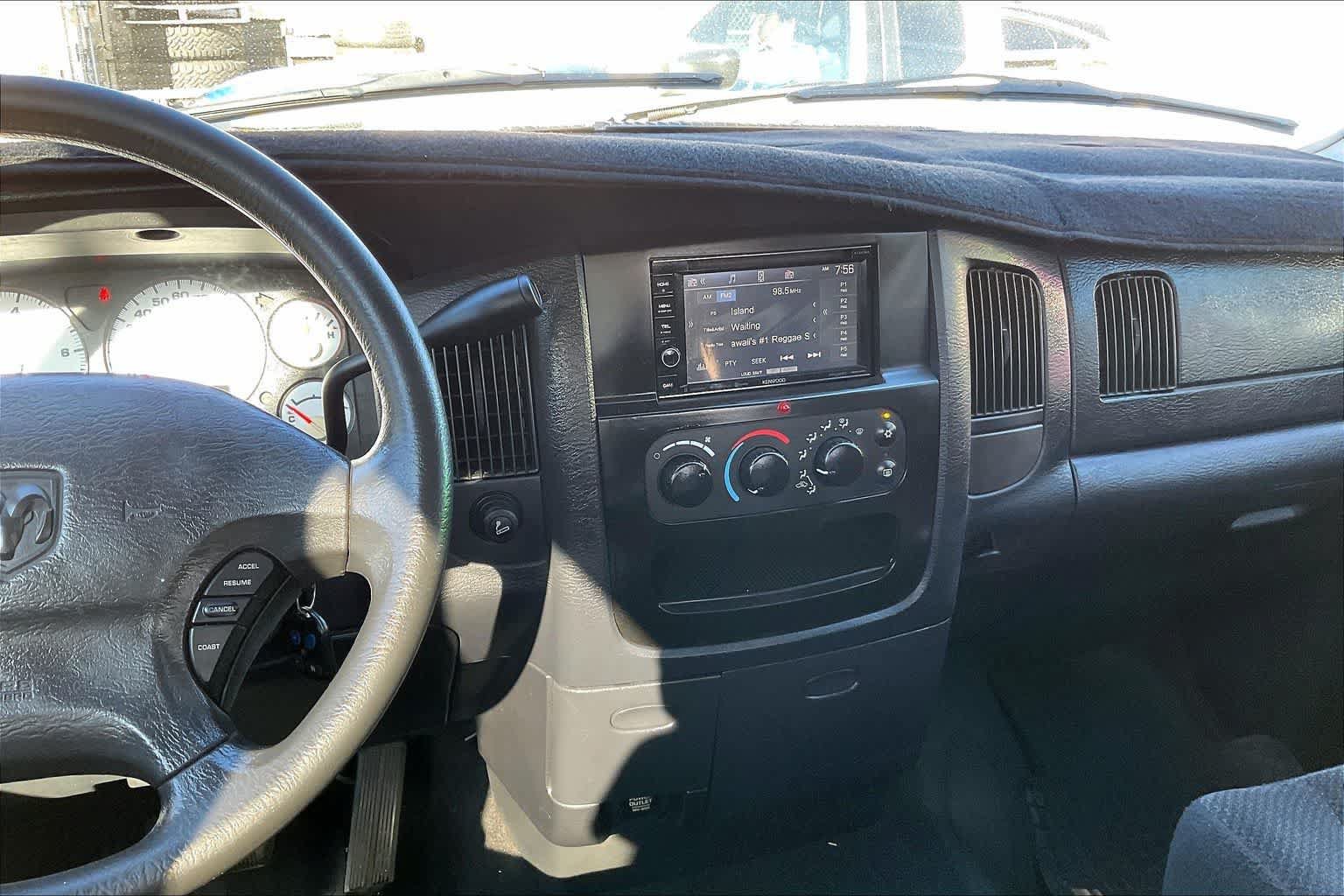 Used 2003 Dodge Ram 1500 Truck 2WD Quad Cab image 15