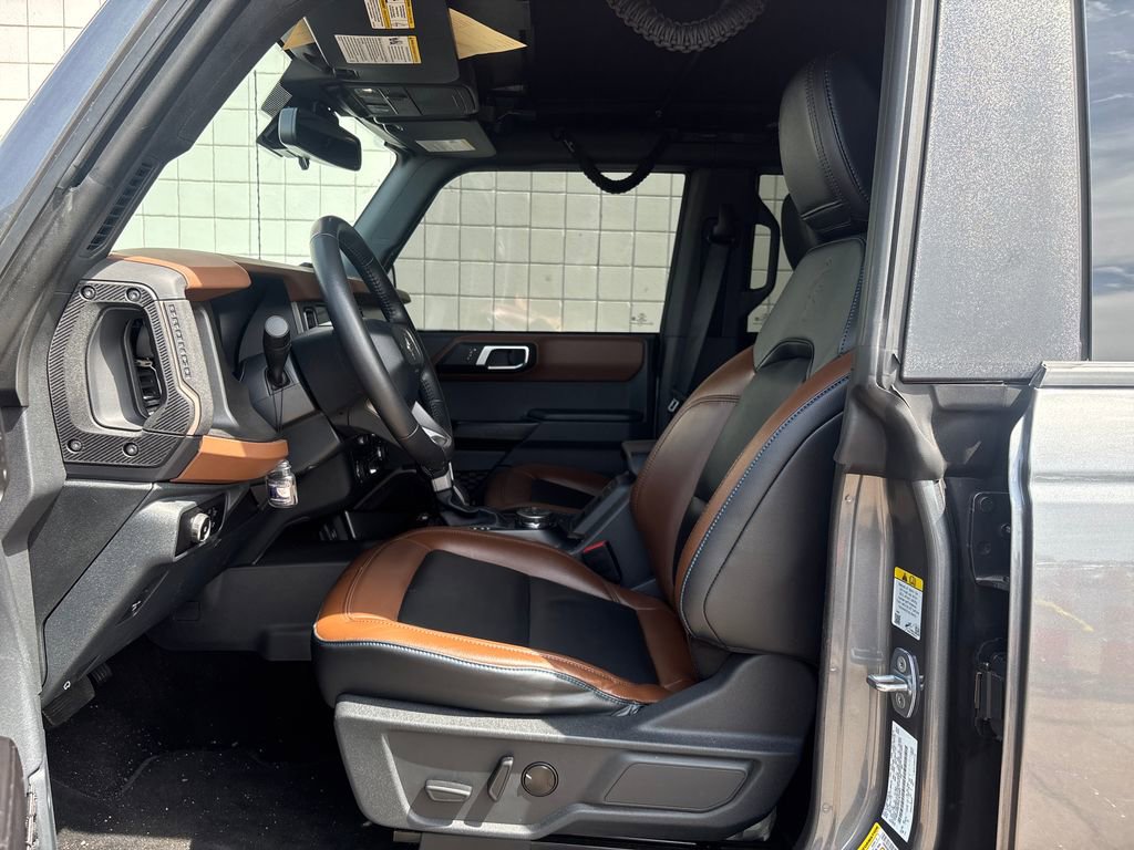 Used 2024 Ford Bronco Outer Banks AWD/4WD image 6