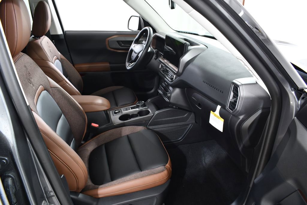New 2025 Ford Bronco Sport Outer Banks w/ Outer Banks Tech Package+ AWD/4WD image 10