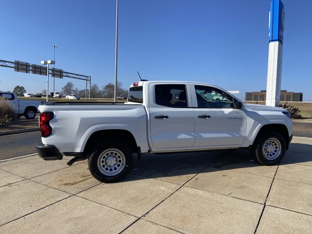 Used 2024 Chevrolet Colorado W/T image 11