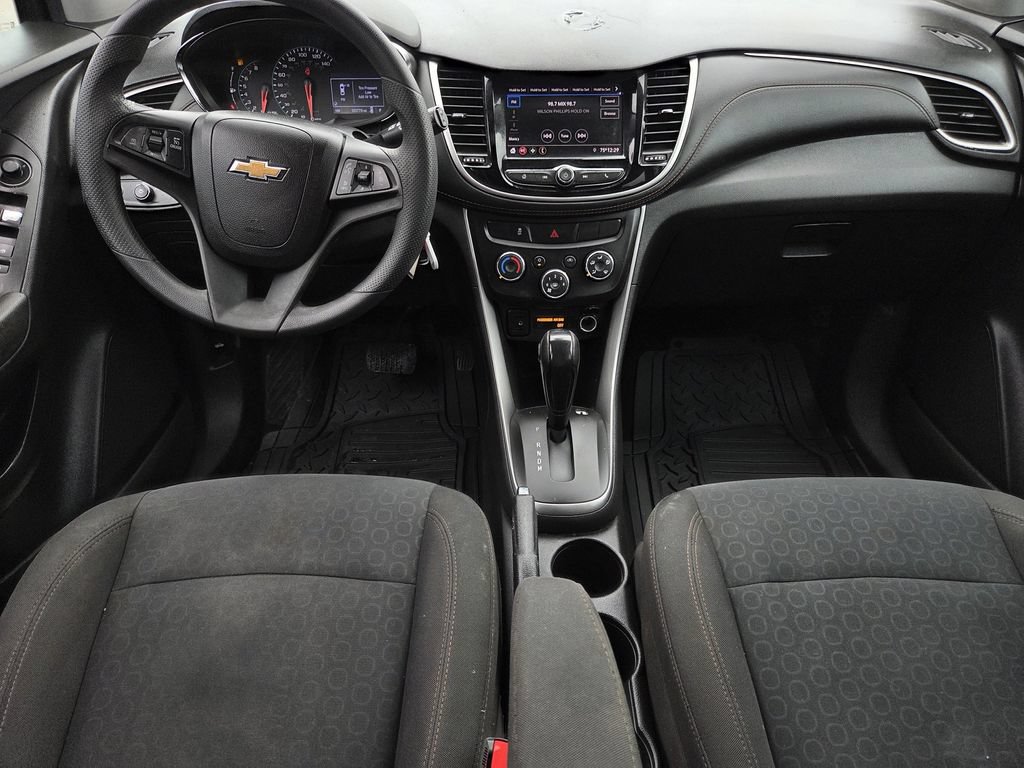 Used 2020 Chevrolet Trax LS w/ Tint and Cruise Package FWD image 8