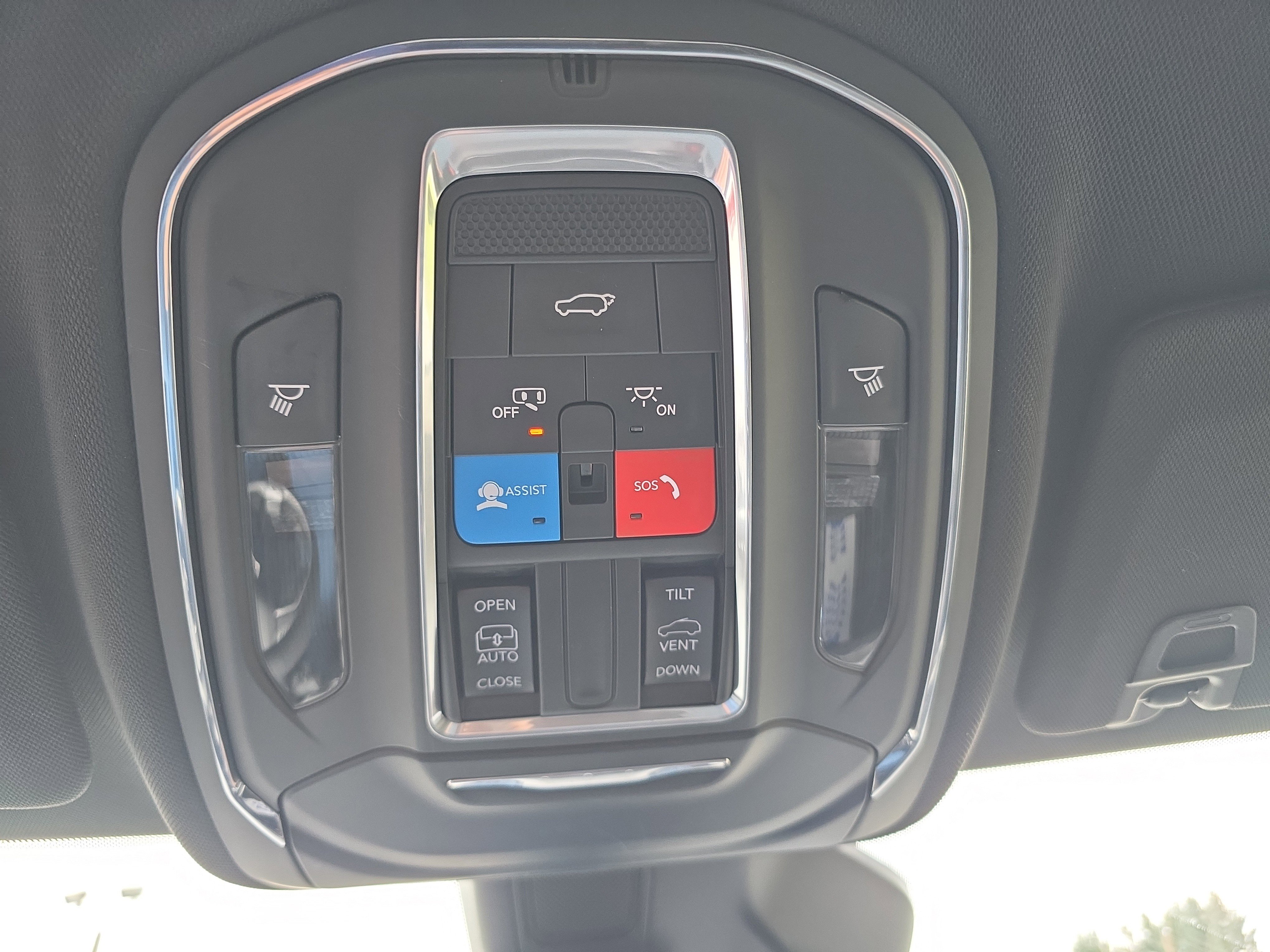 Used 2023 Jeep Grand Cherokee Altitude image 33