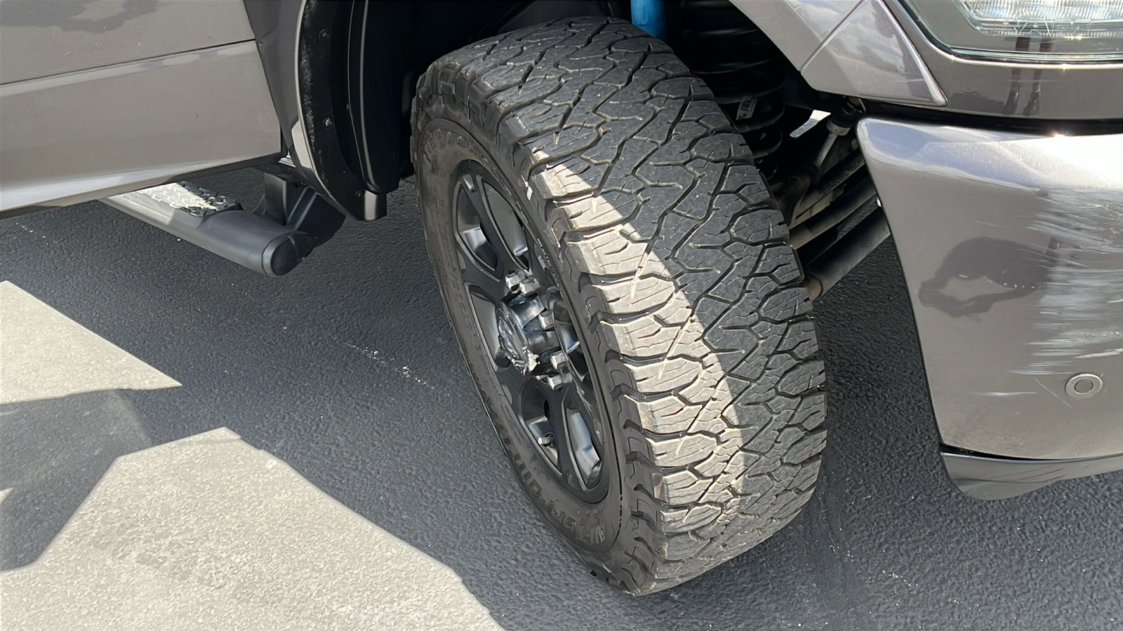 Used 2018 RAM 2500 Laramie w/ Sport Appearance Group AWD/4WD image 11