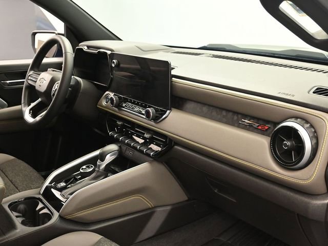 Used 2024 Chevrolet Colorado ZR2 w/ Technology Package image 26