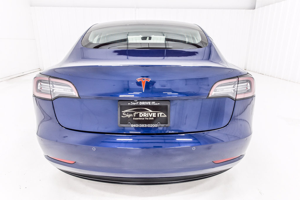 Used 2020 Tesla Model 3 Standard Range Plus RWD image 6