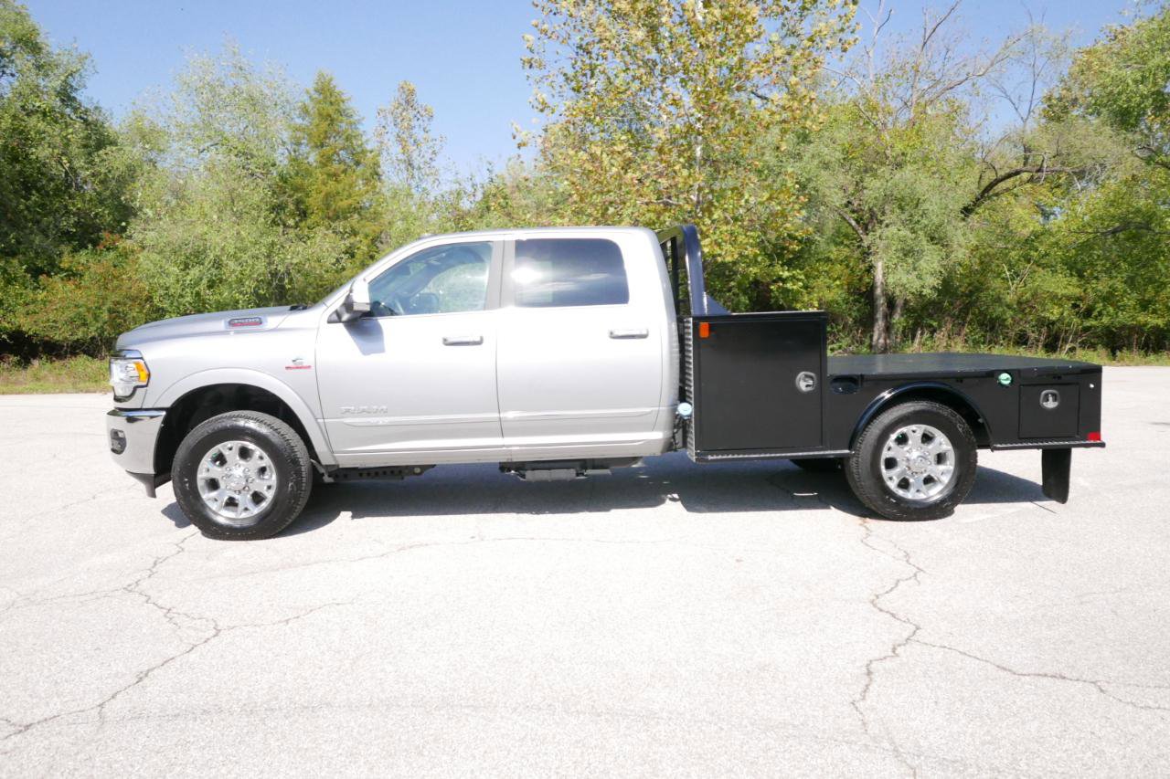 Used 2022 RAM 3500 Limited image 2