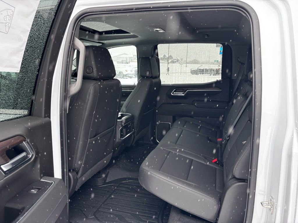 New 2026 GMC Sierra 1500 SLT w/ SLT Premium Package image 25