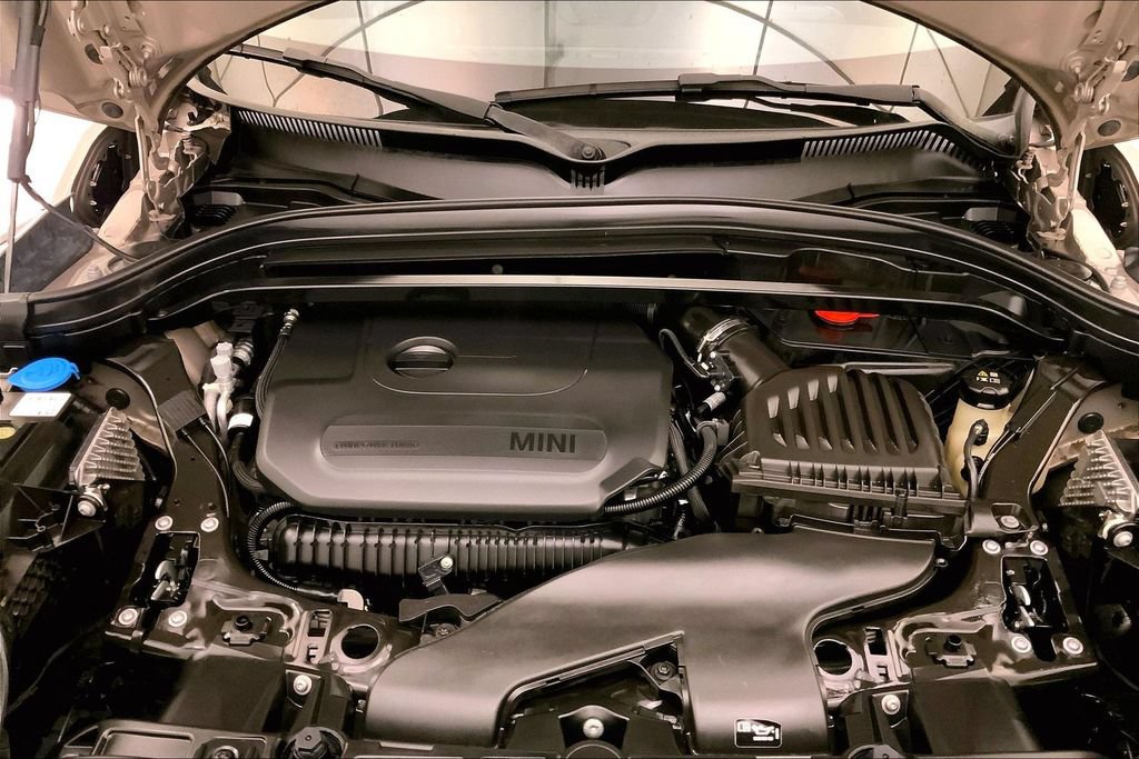 Certified 2024 MINI Cooper Countryman S w/ Premium Package FWD image 9