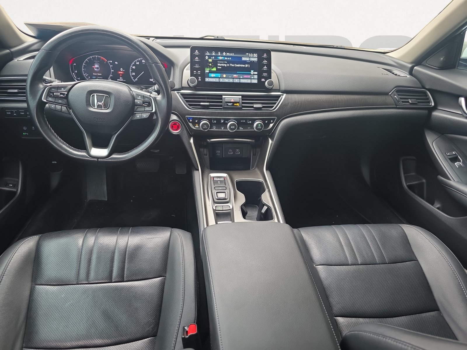 Used 2021 Honda Accord Touring image 2