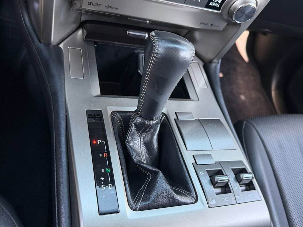 Used 2016 Lexus GX 460 w/ Navigation Package AWD/4WD image 24
