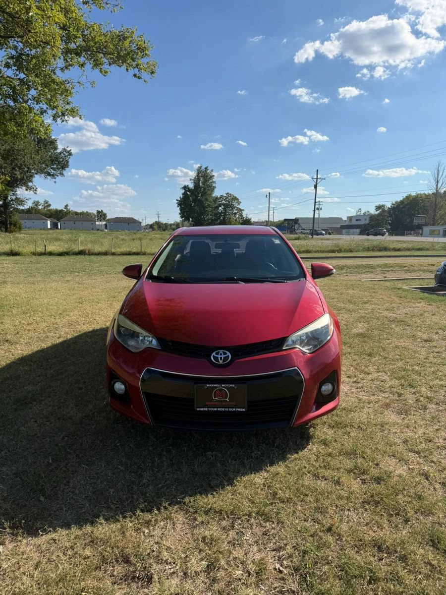 Used 2015 Toyota Corolla S FWD image 2