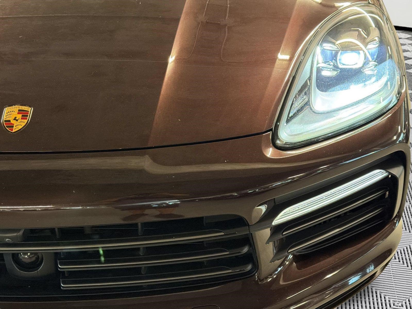 Used 2023 Porsche Cayenne Platinum Edition AWD/4WD image 11