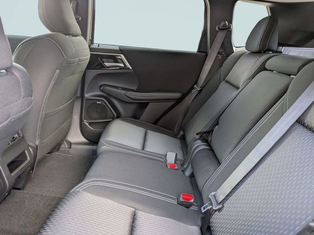 New 2025 Mitsubishi Outlander ES image 17