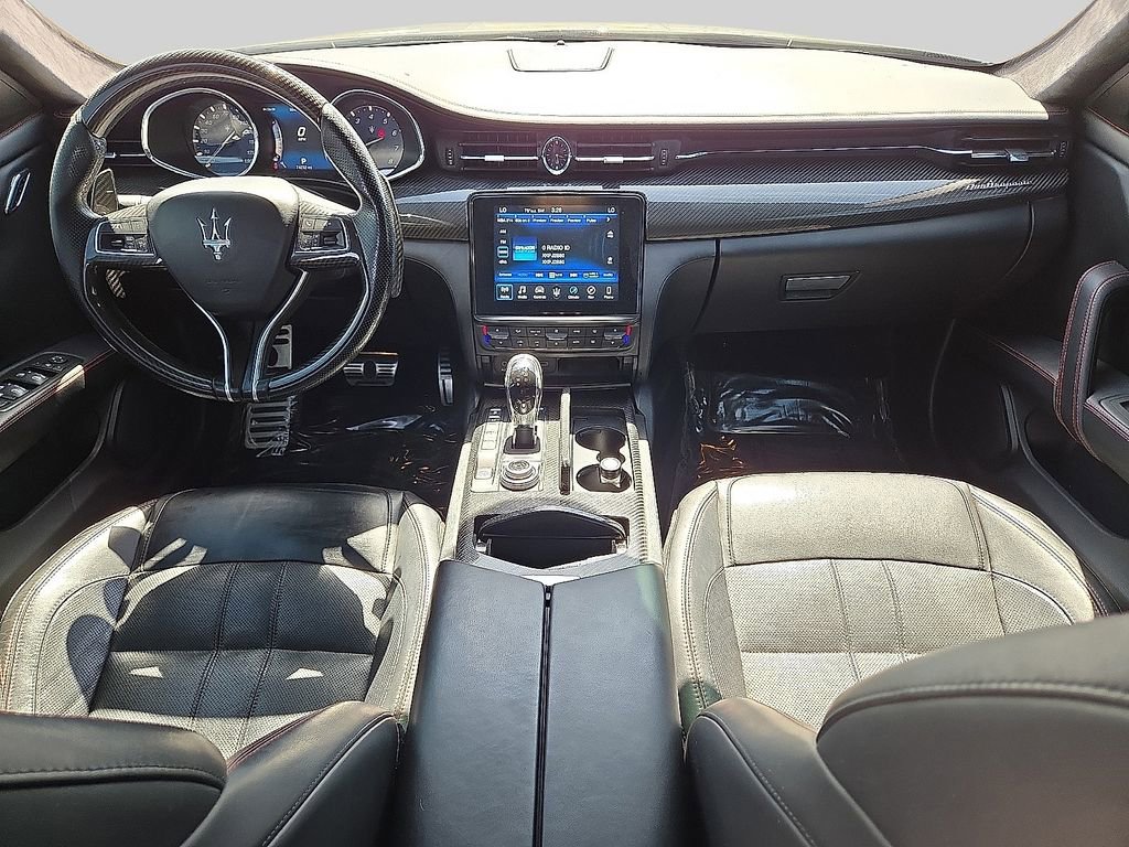 Used 2017 Maserati Quattroporte S GranSport RWD image 18
