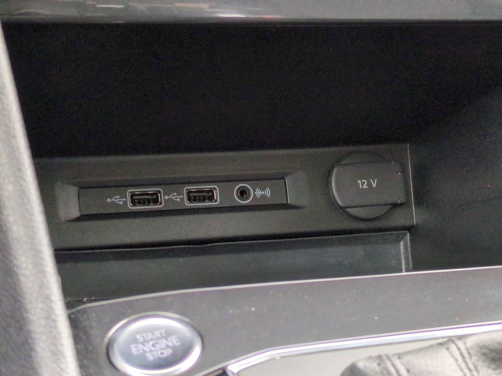 Used 2019 Volkswagen Tiguan SEL image 33