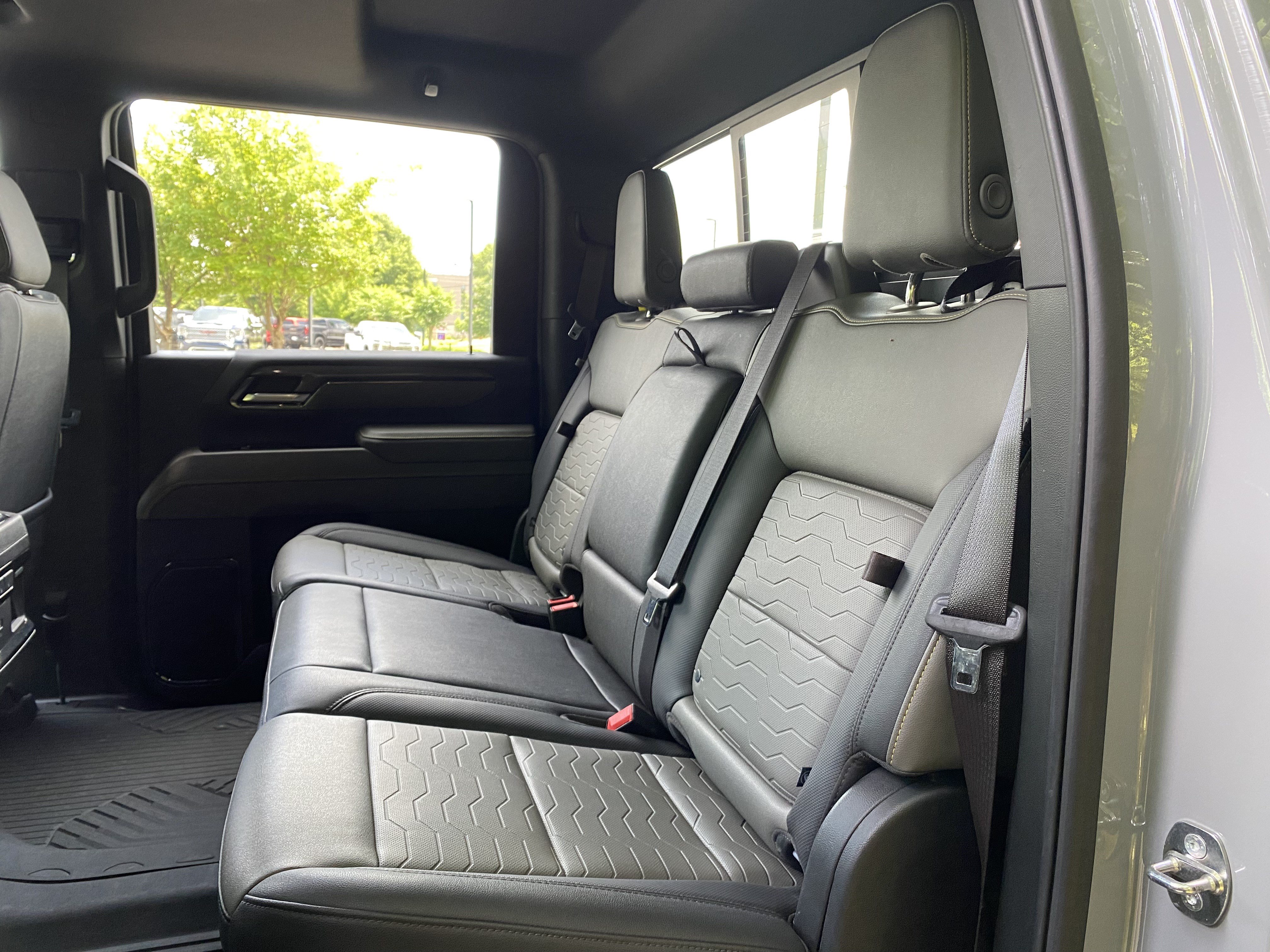 Used 2024 Chevrolet Silverado 2500 ZR2 w/ ZR2 Bison Edition AWD/4WD image 42
