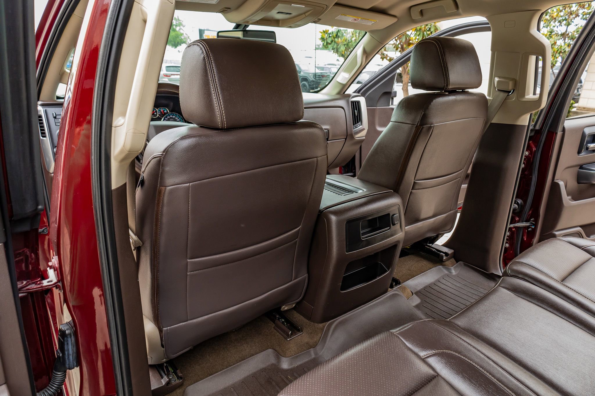 Used 2016 Chevrolet Silverado 2500 LT w/ LT Convenience Package AWD/4WD image 32