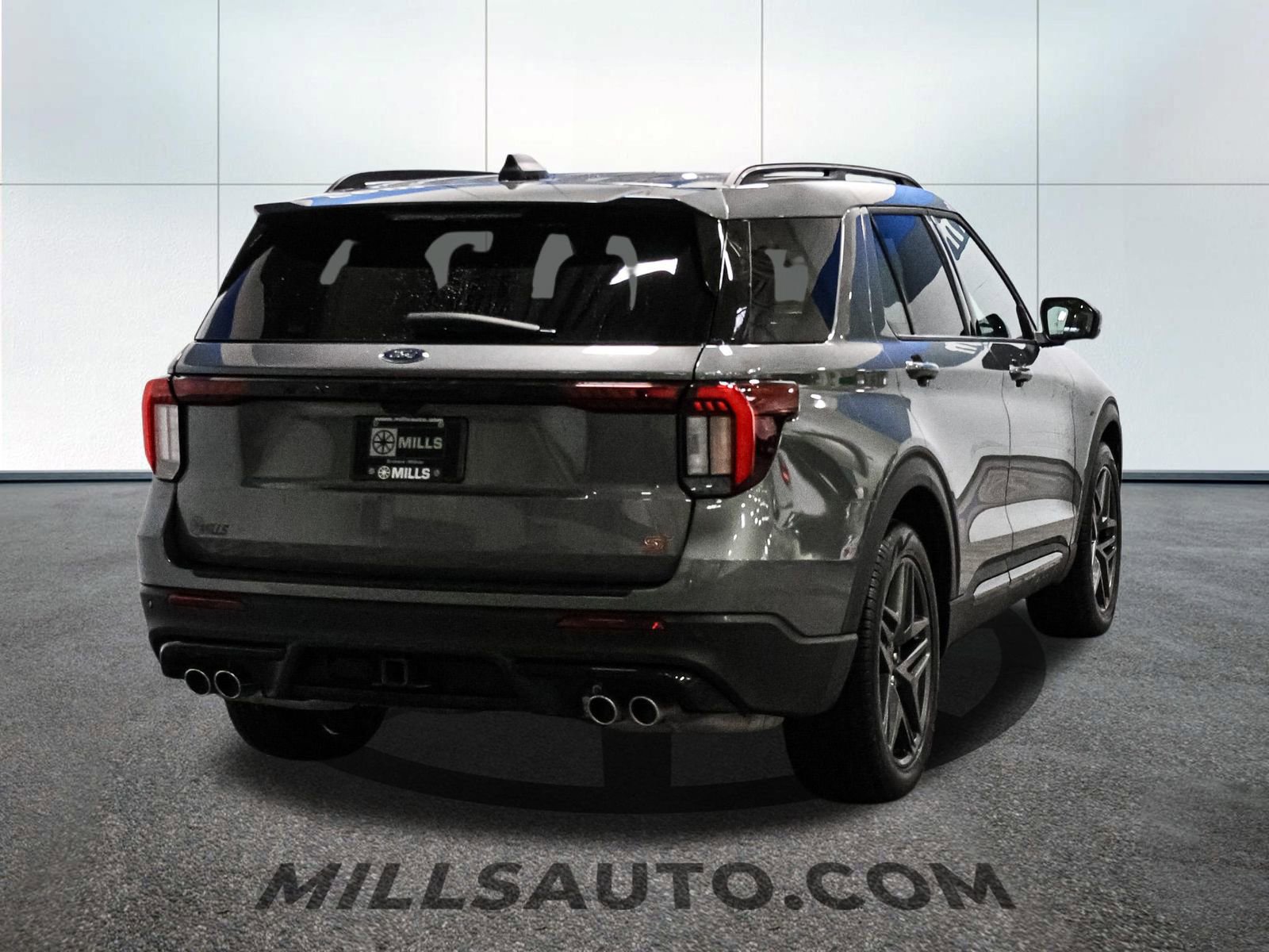 Certified 2025 Ford Explorer ST image 7