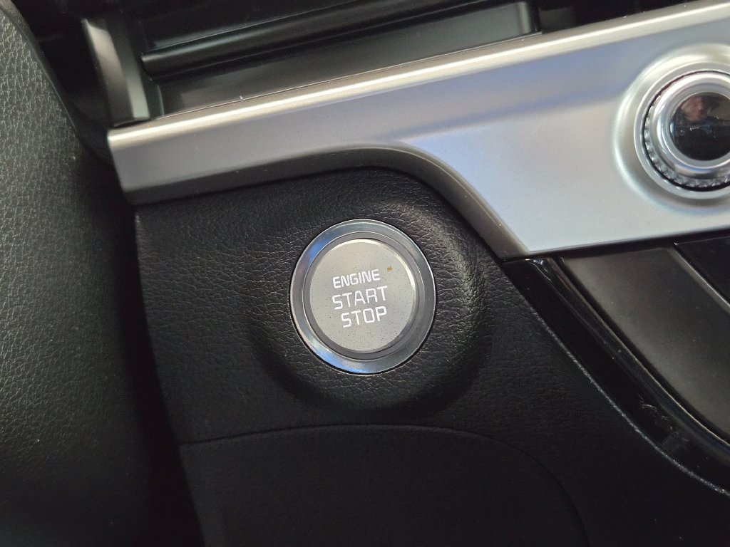 Used 2023 Kia Telluride S FWD image 21