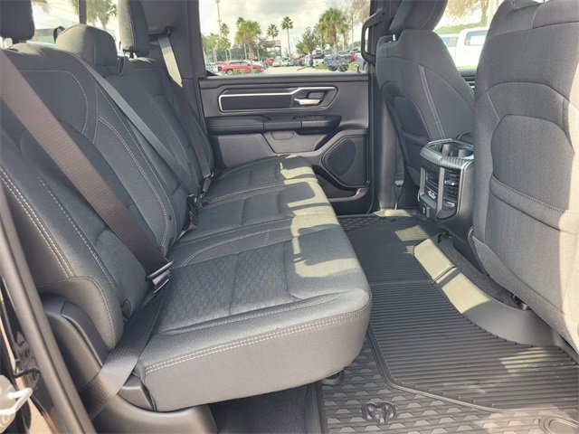 New 2026 RAM 1500 4x4 Crew Cab image 15