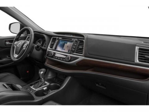 Used 2015 Toyota Highlander XLE AWD/4WD image 17