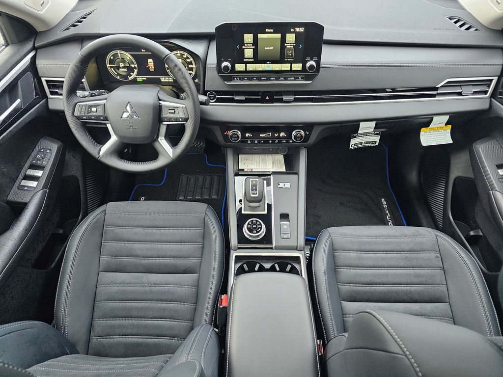 New 2025 Mitsubishi Outlander SE image 13