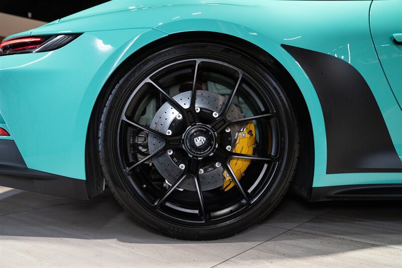 Used 2023 Porsche 911 GT3 RWD image 30