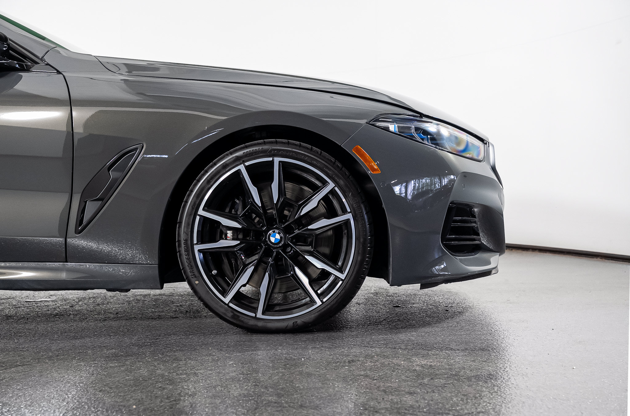 Used 2026 BMW M850i xDrive AWD/4WD image 36