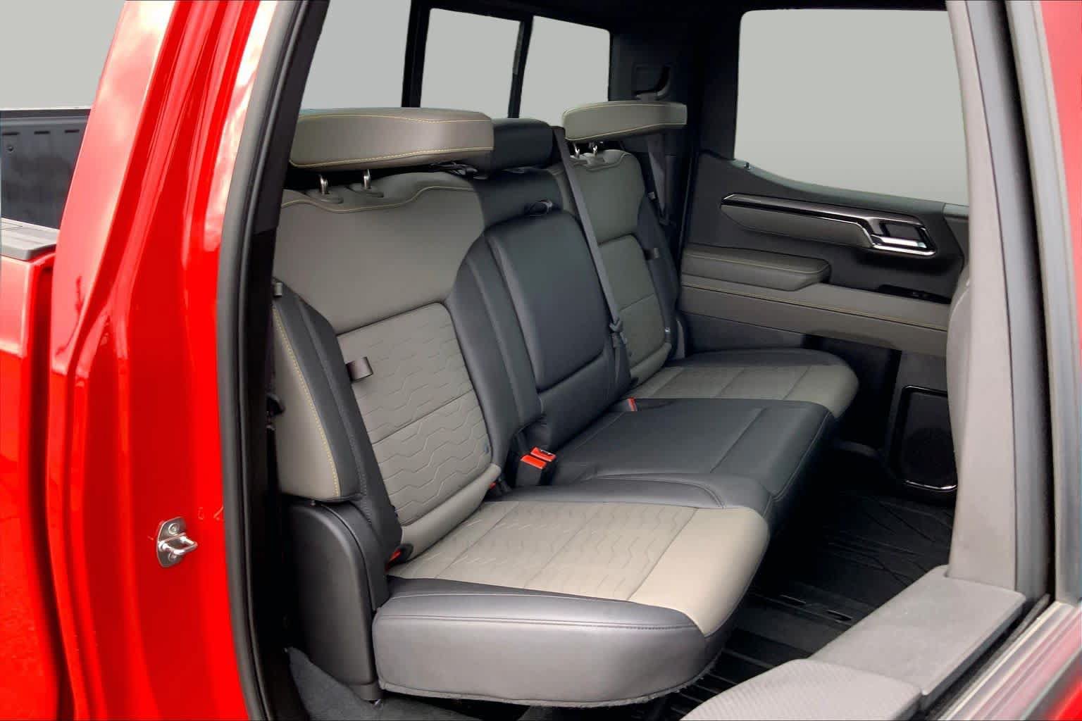 Used 2023 Chevrolet Silverado 1500 ZR2 AWD/4WD image 19