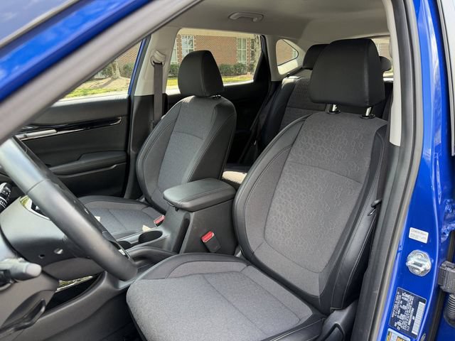 Certified 2025 Kia Seltos X-Line AWD/4WD image 2