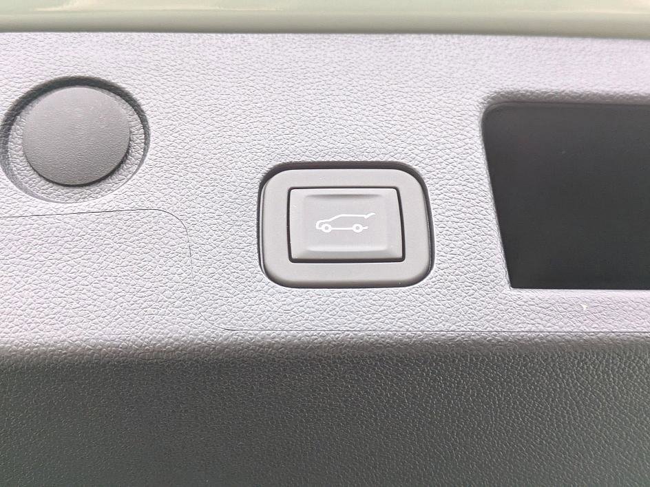 New 2026 Chevrolet Equinox ACTIV w/ Convenience Package III image 29