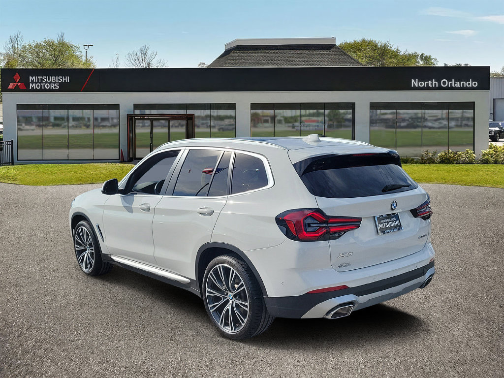 Used 2024 BMW X3 sDrive30i w/ Convenience Package RWD image 3