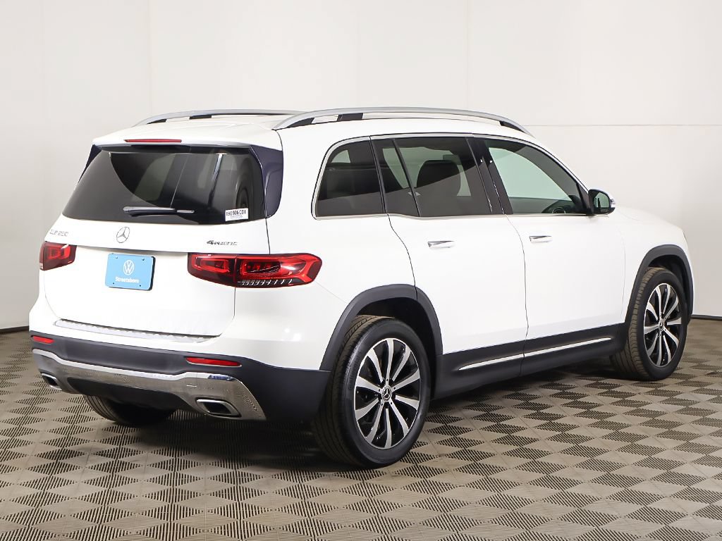 Used 2022 Mercedes-Benz GLB 250 4MATIC image 11