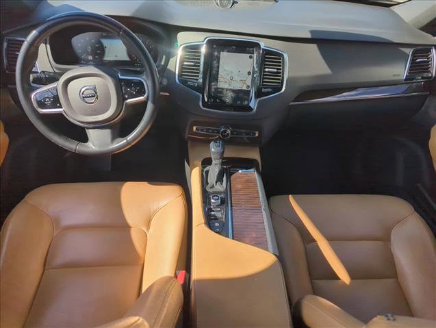 Used 2017 Volvo XC90 T6 Momentum w/ Vision Package image 17
