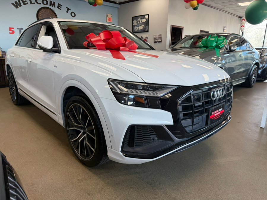 Used 2020 Audi Q8 Prestige w/ Prestige Package AWD/4WD image 2
