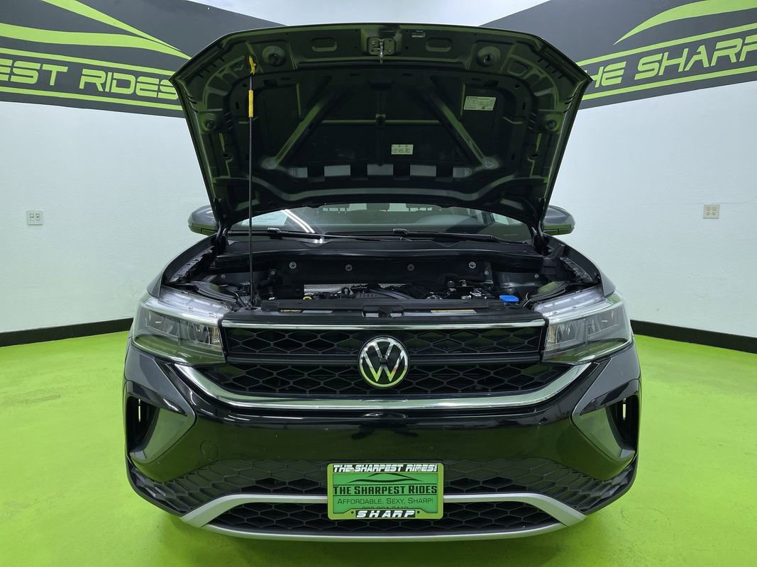 Used 2022 Volkswagen Taos SE w/ IQ.Drive SE Package image 4