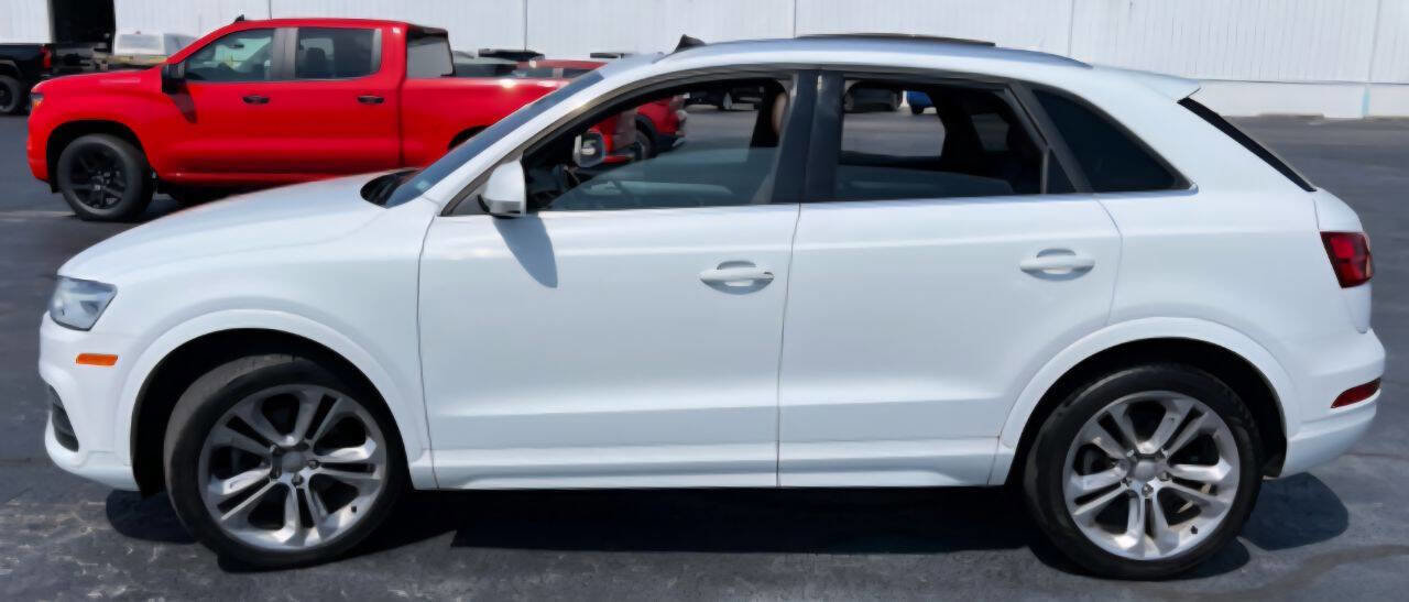 Used 2017 Audi Q3 2.0T Premium Plus w/ Premium Plus Package image 14