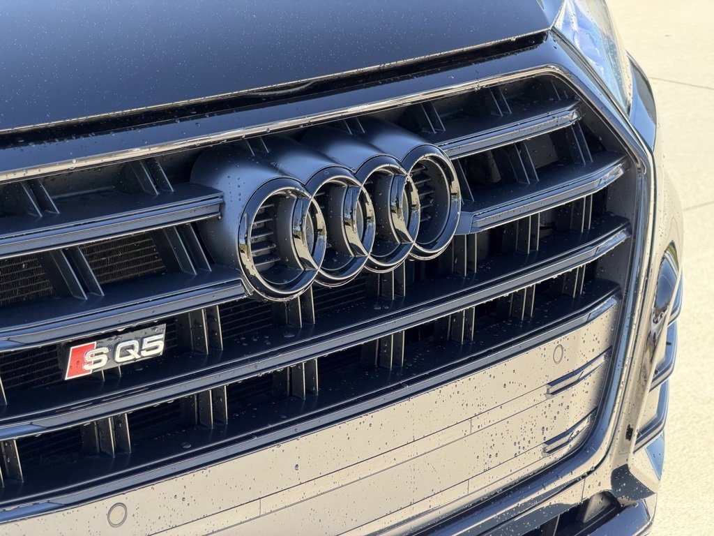Used 2020 Audi SQ5 Premium Plus image 9