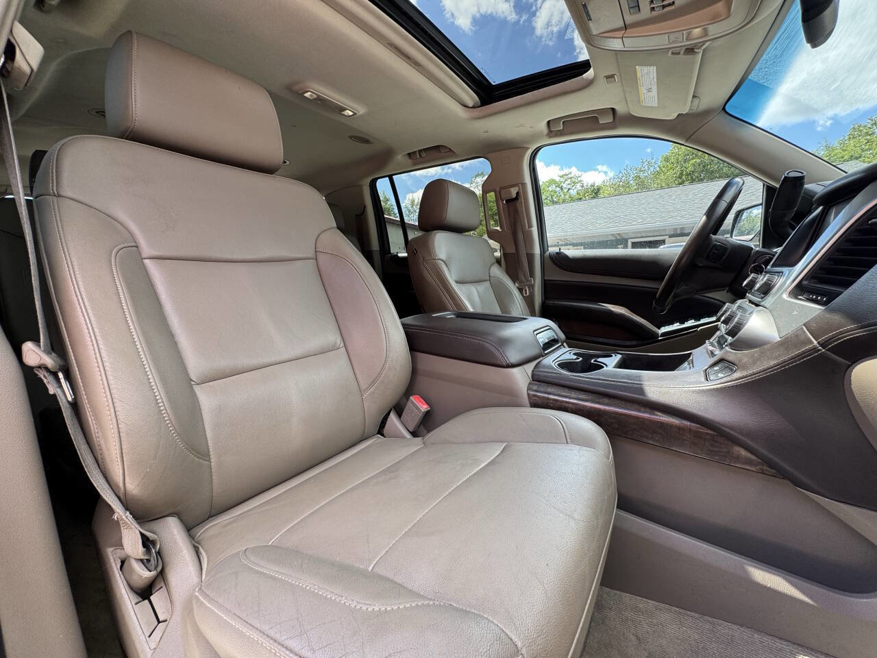 Used 2015 Chevrolet Suburban LT w/ Max Trailering Package image 24
