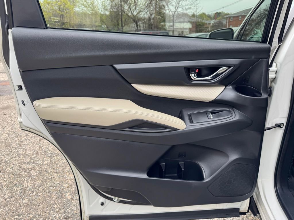 Used 2022 Subaru Ascent Premium w/ Convenience Package AWD/4WD image 17