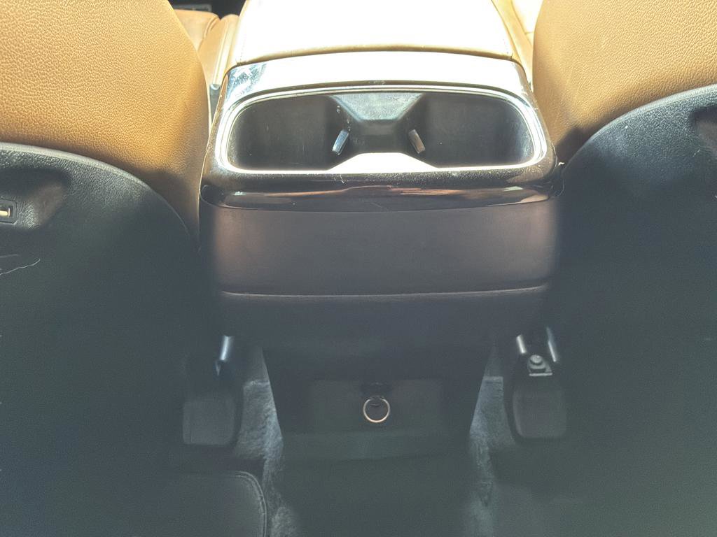 Used 2022 Kia Telluride SX w/ Towing Package FWD image 17