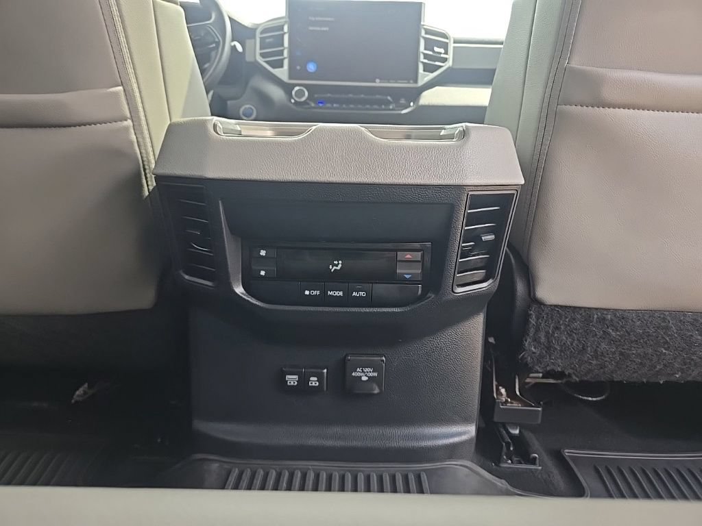 Used 2023 Toyota Sequoia Limited AWD/4WD image 39