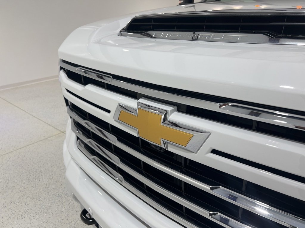 New 2026 Chevrolet Silverado 2500 LT w/ Z71 Chrome Sport Edition image 28