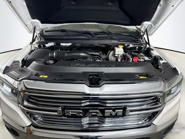 Used 2019 RAM 1500 Laramie AWD/4WD image 33