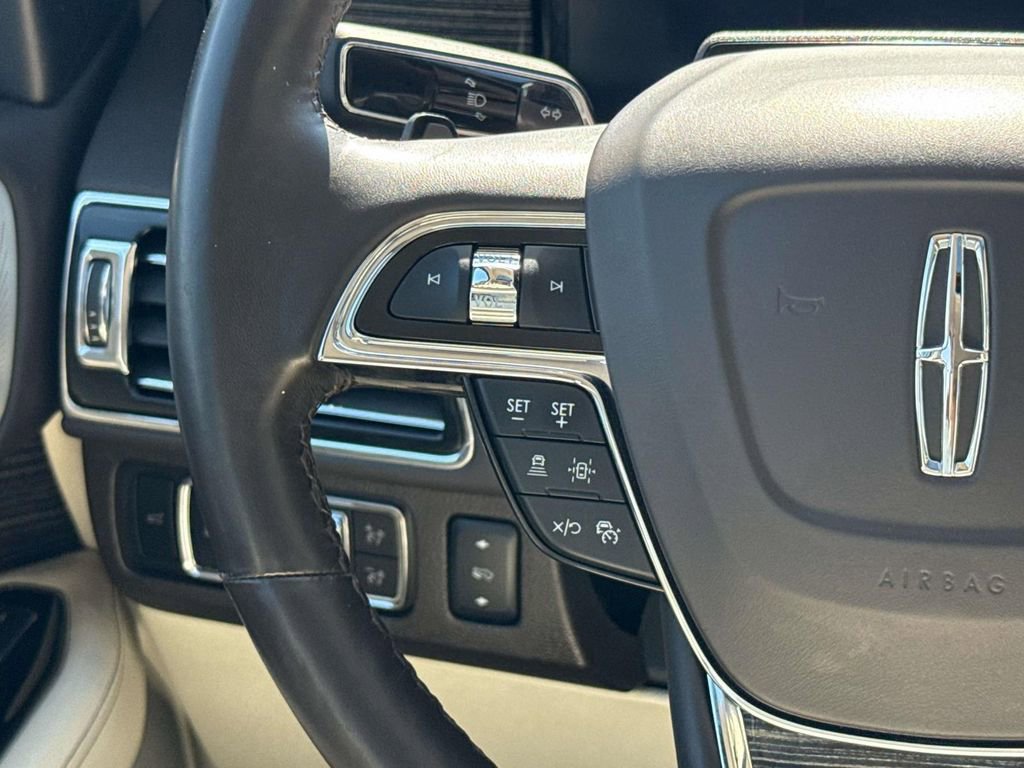 Certified 2022 Lincoln Navigator Black Label AWD/4WD image 17