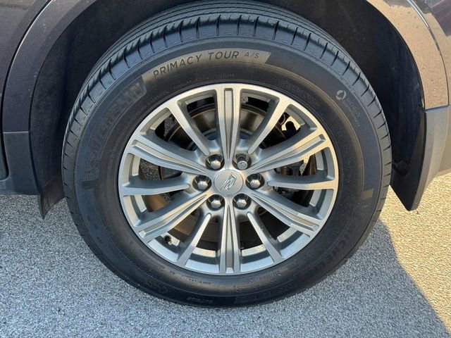 Used 2018 Cadillac XT5 Luxury w/ Driver Awareness Package image 7